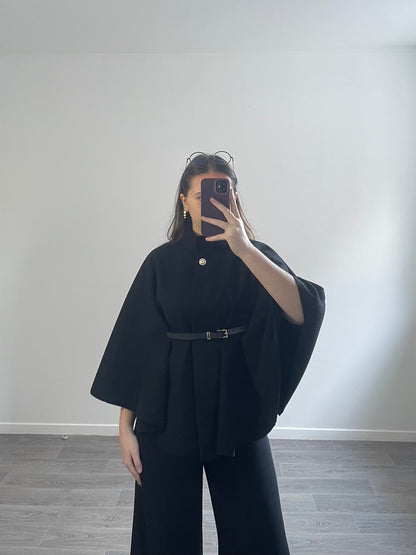 Poncho élégant noir